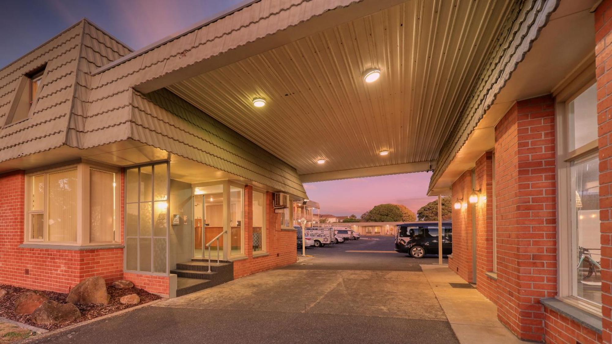 Comfort Inn דבנפורט מראה חיצוני תמונה